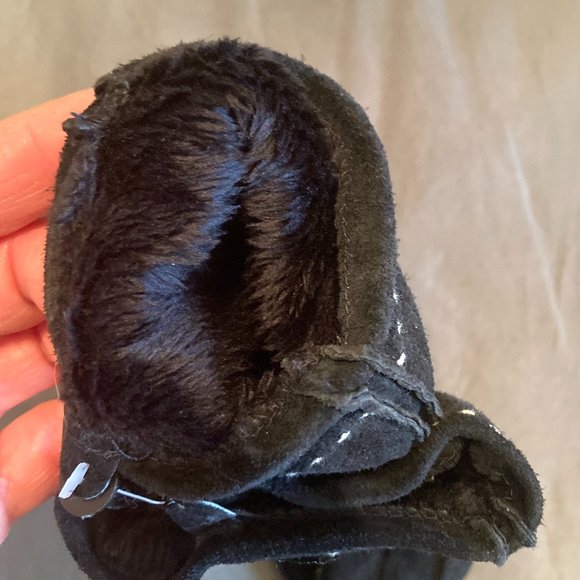 Lord & Taylor Black Suede Winter Gloves - NWT - Picture 7 of 7